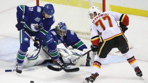VIDEO: Flames pick up 4-3 exhibition win over Canucks in Victoria
