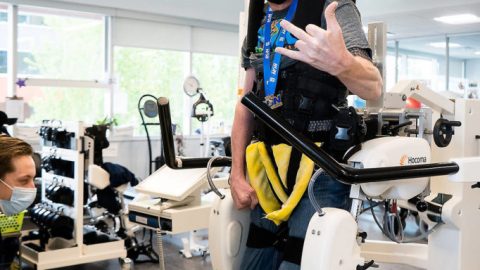 VIDEO: Exoskeleton enables B.C. stroke survivor to walk nearly 2 km a day