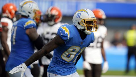 Chargers' Mike Williams lands on COVID-19 reserve list