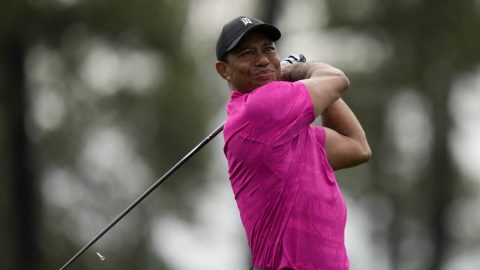 Tiger Woods Career Earnings Hit $1.7 Billion as Fellow Golfers Benefit